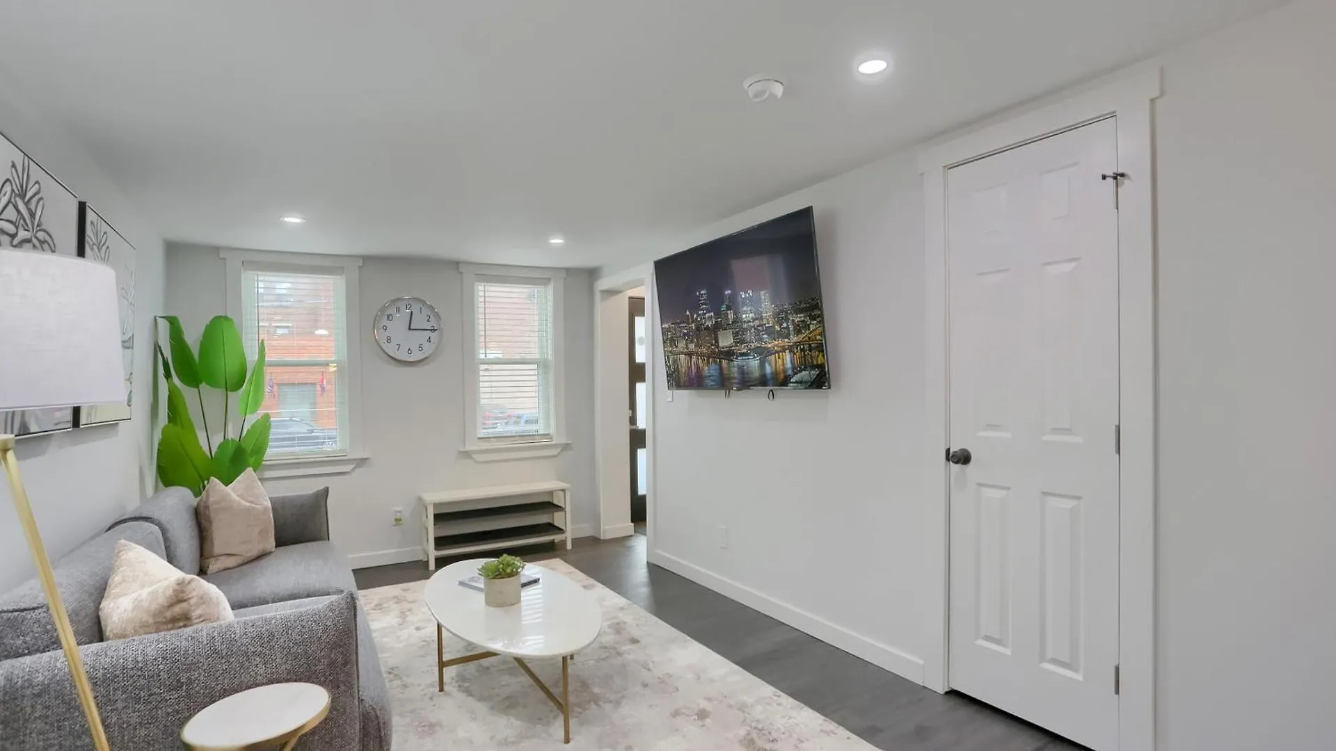 Stylish And Central 3Bd Home Pittsburgh North Side 0*,